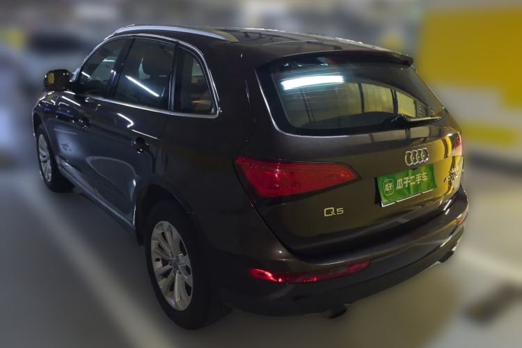Used Audi Q5 2013 40 TFSI Technology Edition Rear Left 45 Deg