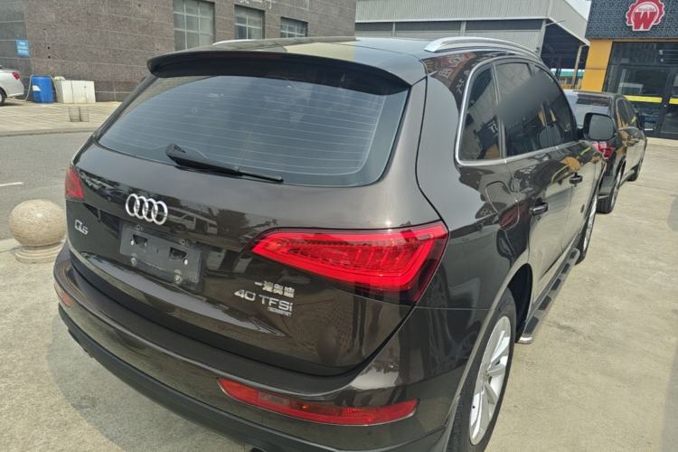 Used Audi Q5 2013 40 TFSI Technology Edition Rear Right 45 Deg