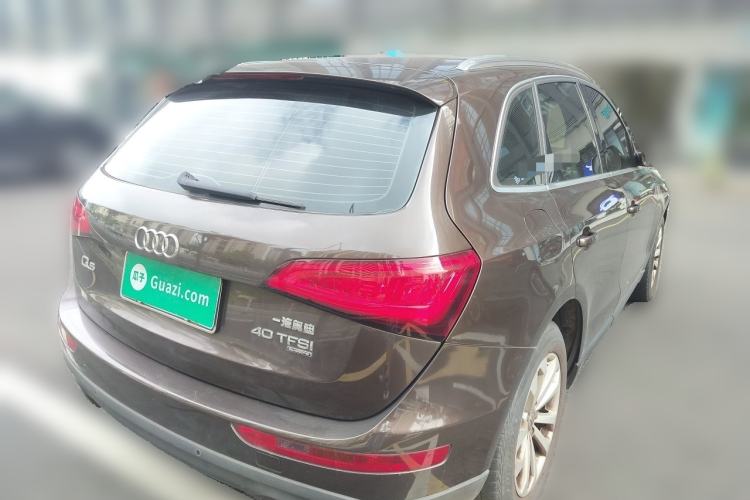 Used Audi Q5 2013 40 TFSI Technology Edition Rear Right 45 Deg