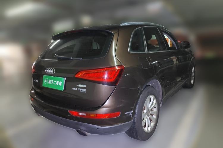 Used Audi Q5 2013 40 TFSI Technology Edition Rear Right 45 Deg
