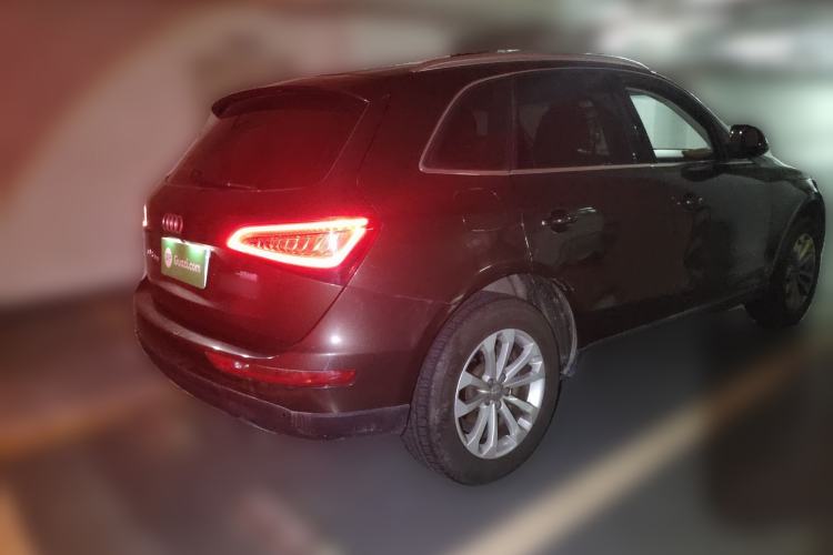 Used Audi Q5 2013 40 TFSI Technology Edition Rear Right 45 Deg