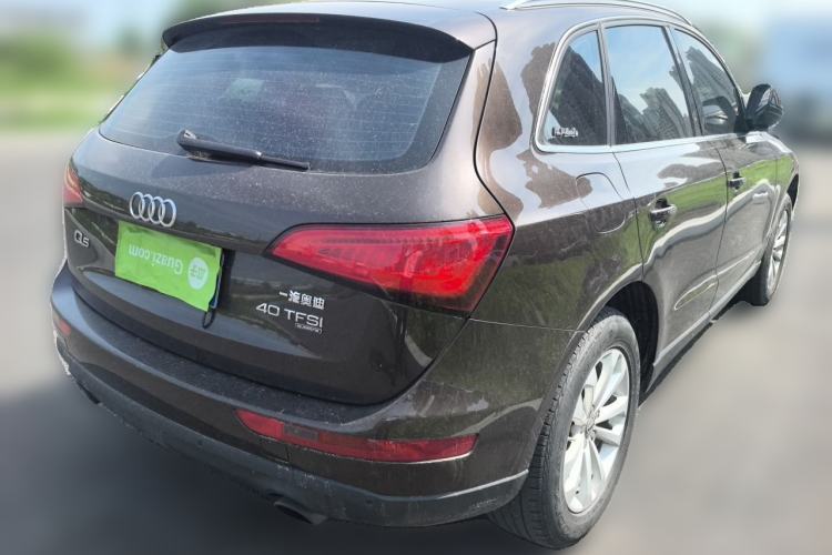 Used Audi Q5 2013 40 TFSI Technology Edition Rear Right 45 Deg
