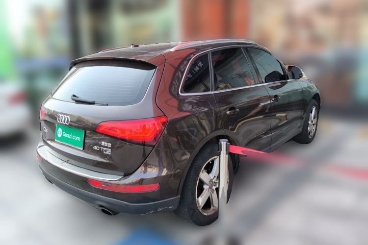 Used Audi Q5 2013 40 TFSI Comfort Edition Rear Right 45 Deg
