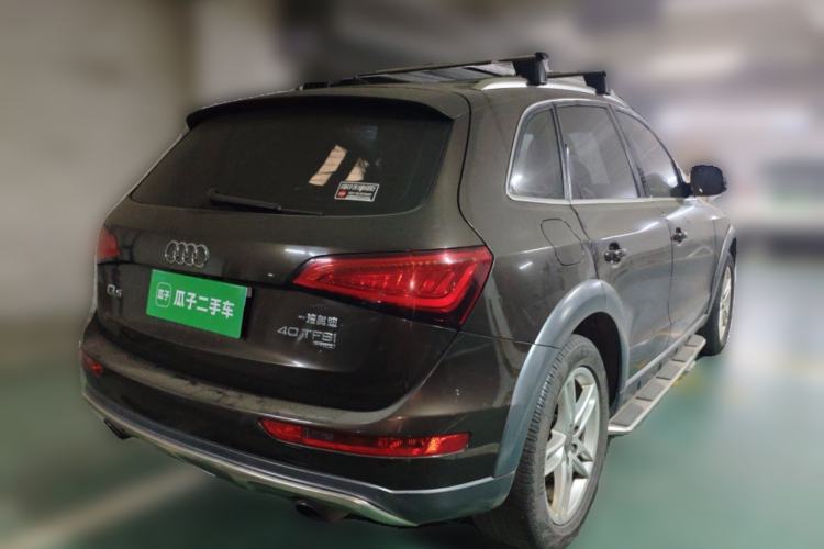 Used Audi Q5 2013 40 TFSI Technology Edition Rear Right 45 Deg