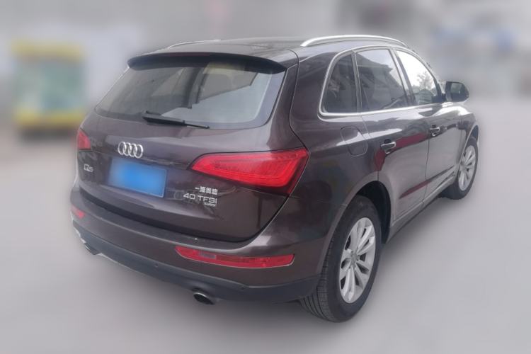 Used Audi Q5 2013 40 TFSI Technology Edition Rear Right 45 Deg