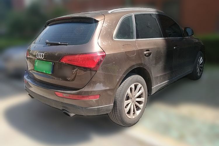 Used Audi Q5 2013 40 TFSI Technology Edition Rear Right 45 Deg