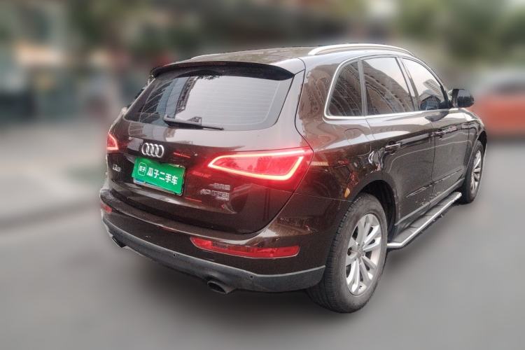 Used Audi Q5 2013 40 TFSI Technology Edition Rear Right 45 Deg