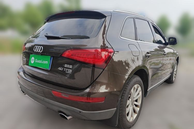 Used Audi Q5 2013 40 TFSI Technology Edition Rear Right 45 Deg