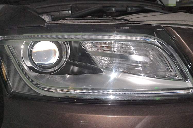 Used Audi Q5 2013 40 TFSI Technology Edition Right Front Headlight