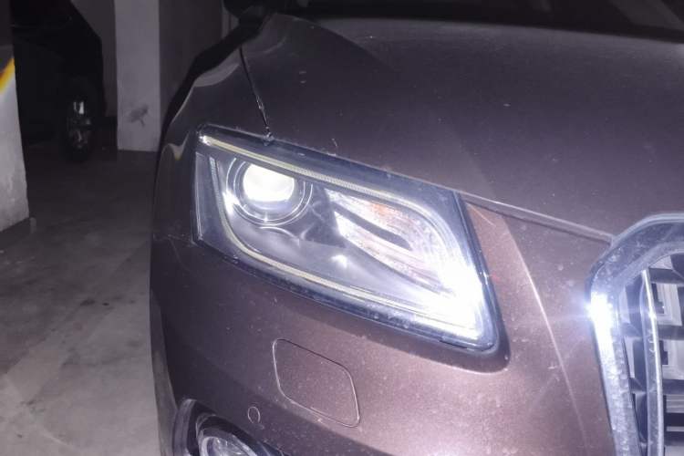 Used Audi Q5 2013 40 TFSI Comfort Edition Right Front Headlight