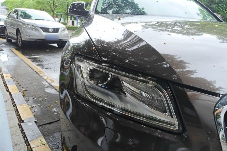 Used Audi Q5 2013 40 TFSI Ambition Right Front Headlight