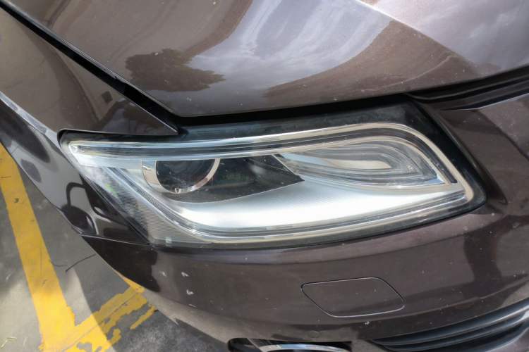 Used Audi Q5 2013 40 TFSI Comfort Edition Right Front Headlight