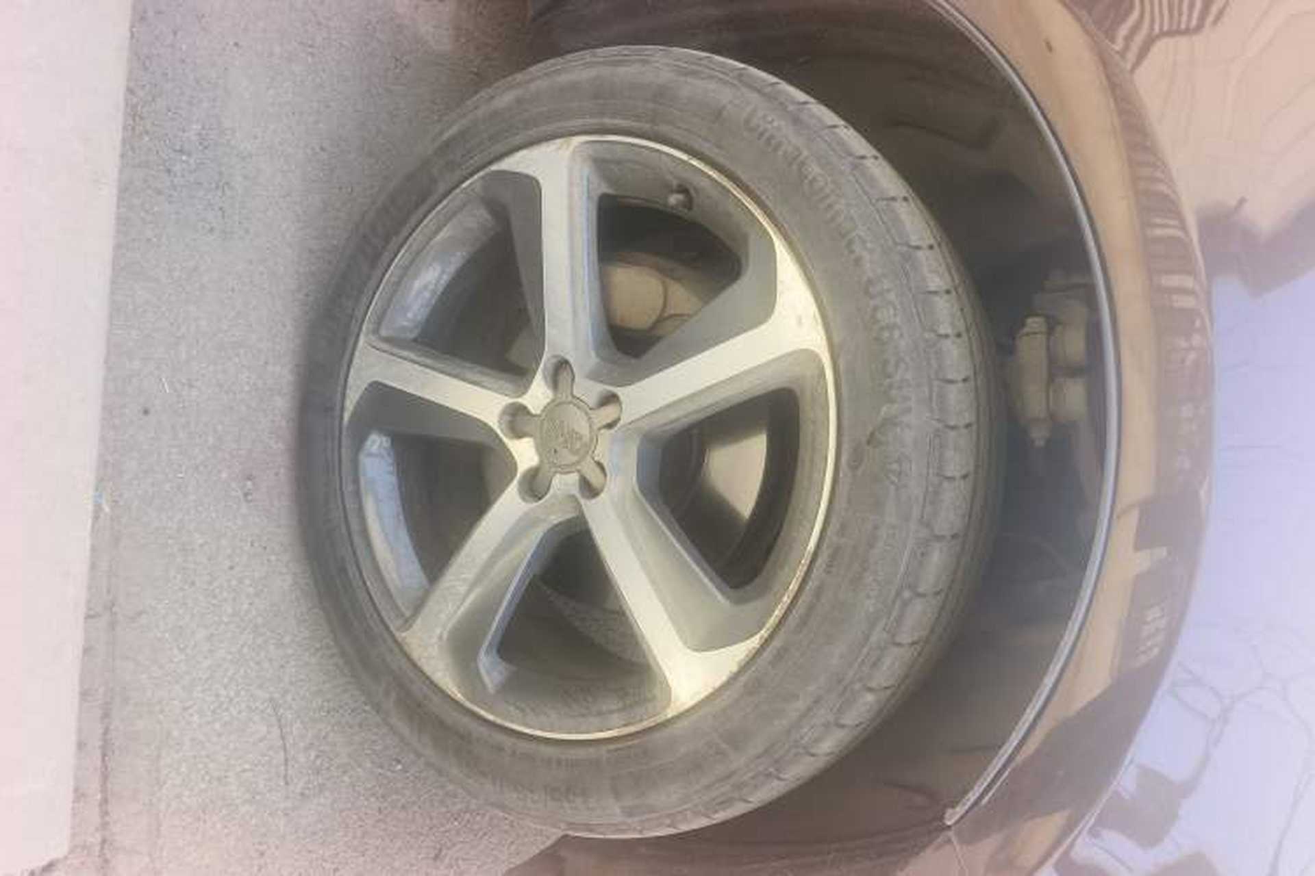 Used Audi Q5 2013 45 TFSI quattro Sport Edition Right Front Wheel Hub