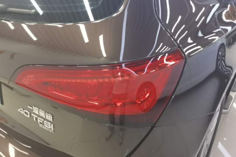 Used Audi Q5 2013 40 TFSI Ambition Right Rear Taillight