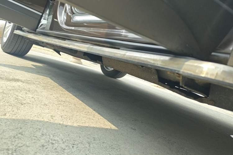 Used Audi Q5 2013 40 TFSI Technology Edition Right Side Sill