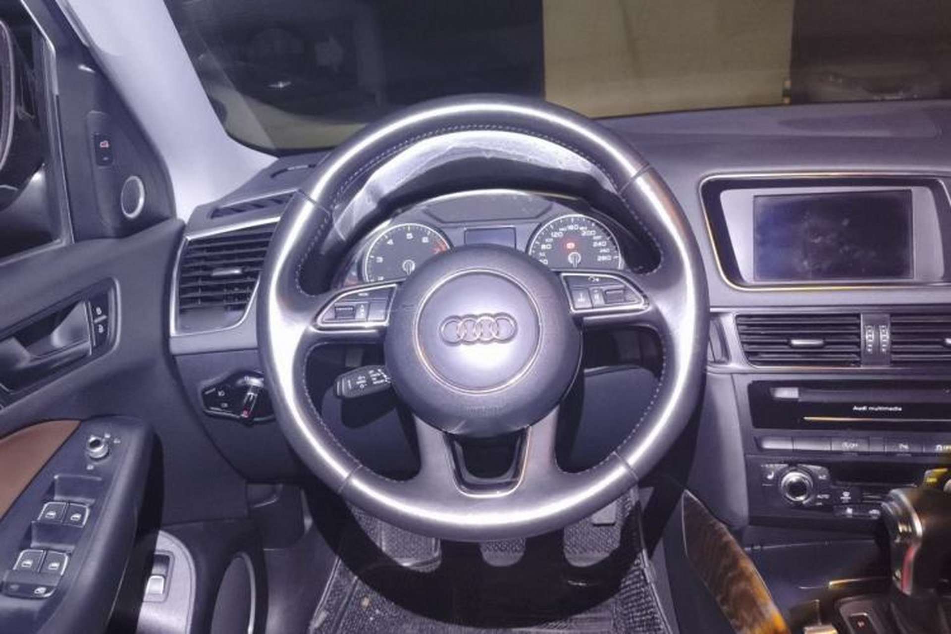 Used Audi Q5 2013 40 TFSI Comfort Edition Steering Wheel