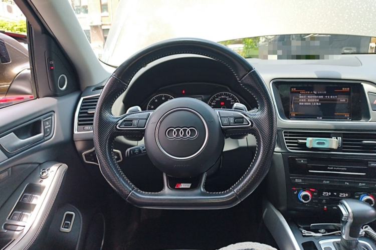 Used Audi Q5 2013 45 TFSI quattro Sport Edition Steering Wheel