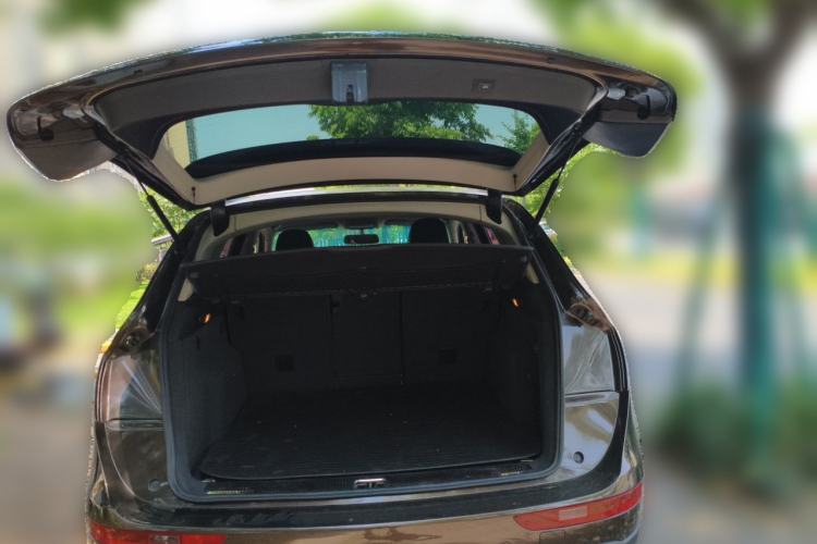 Used Audi Q5 2013 40 TFSI Technology Edition Trunk
