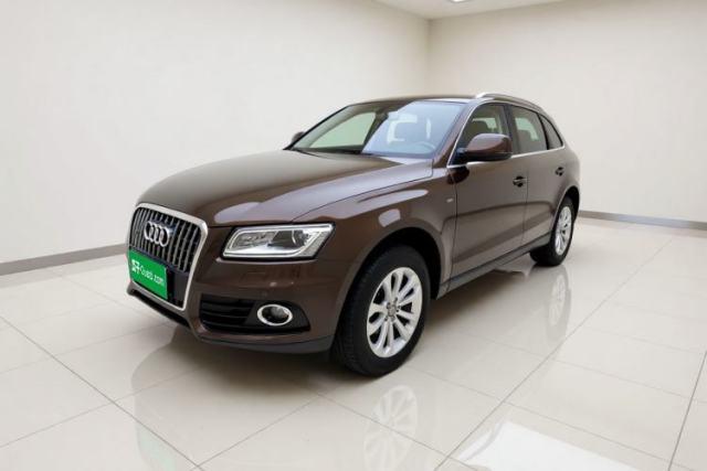 Ojetý Audi Q5 2013 40 TFSI Technology Edition