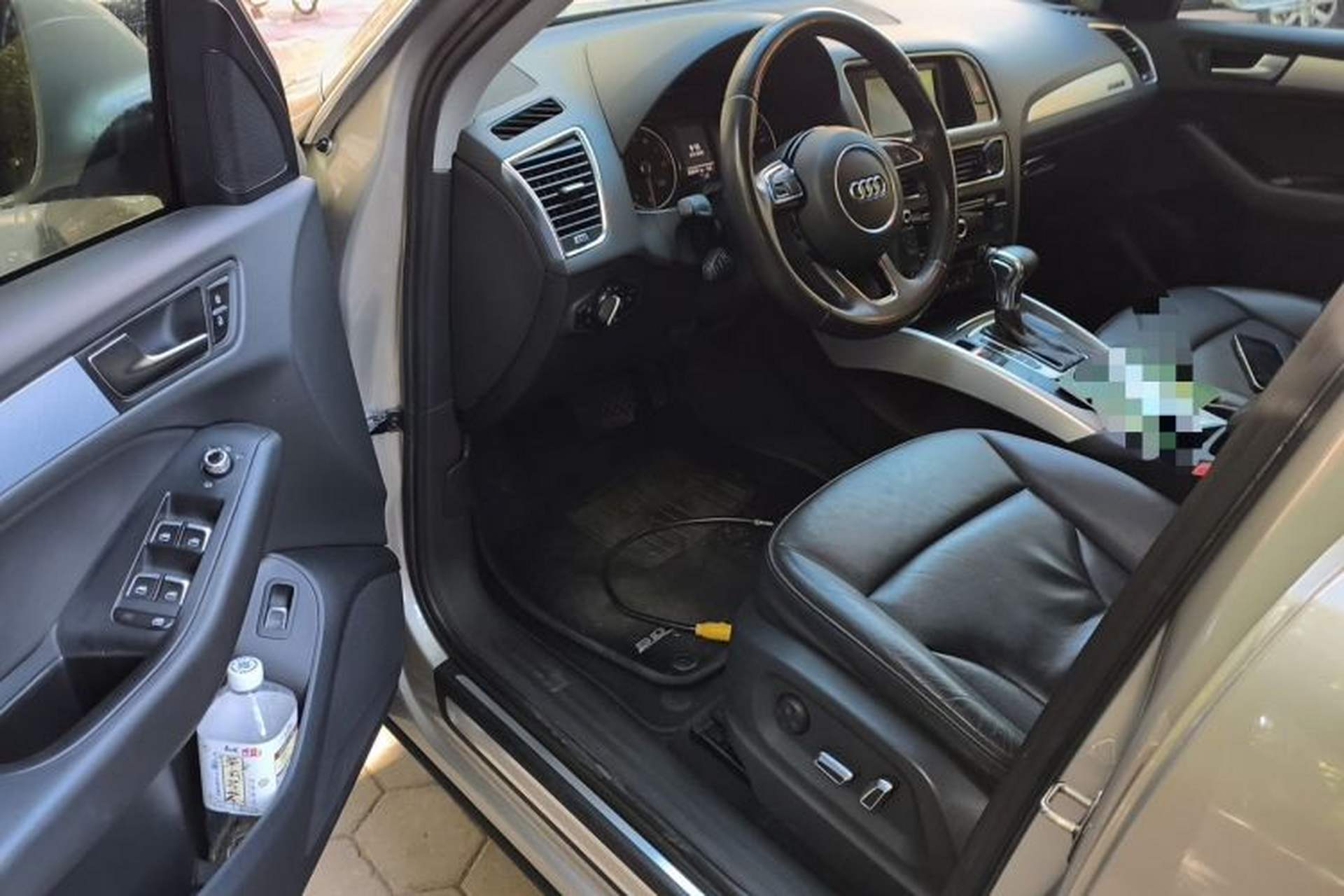 Used Audi Q5 2013 40 TFSI Technology Edition Driver Seat