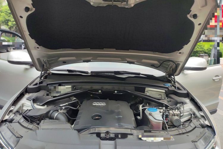 Used Audi Q5 2013 40 TFSI Technology Edition Engine Bay
