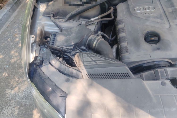 Used Audi Q5 2013 40 TFSI Technology Edition Engine Bay Right