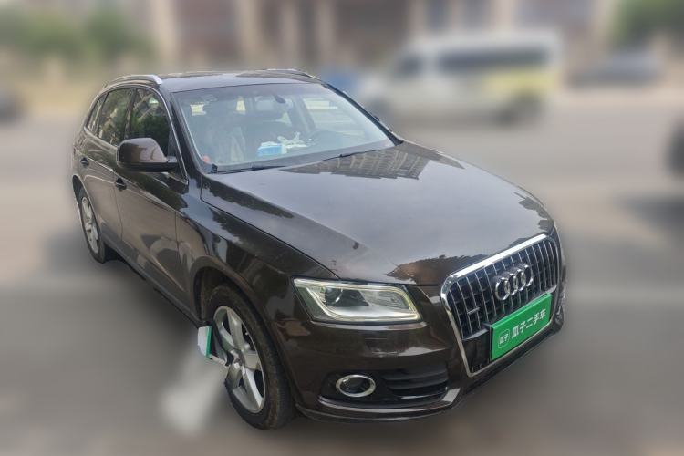 Used Audi Q5 2013 40 TFSI Comfort Edition Front Right 45 Deg