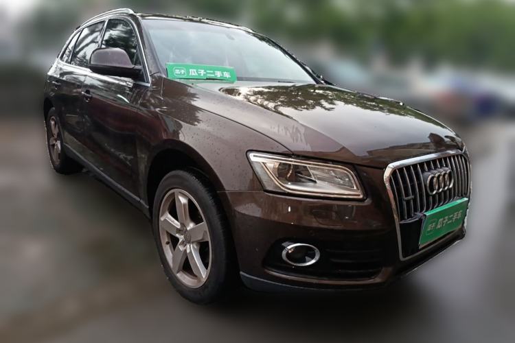 Used Audi Q5 2013 40 TFSI Ambition Front Right 45 Deg