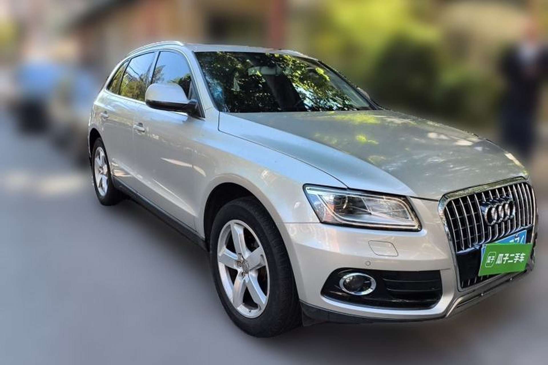 Used Audi Q5 2013 40 TFSI Technology Edition Front Right 45 Deg