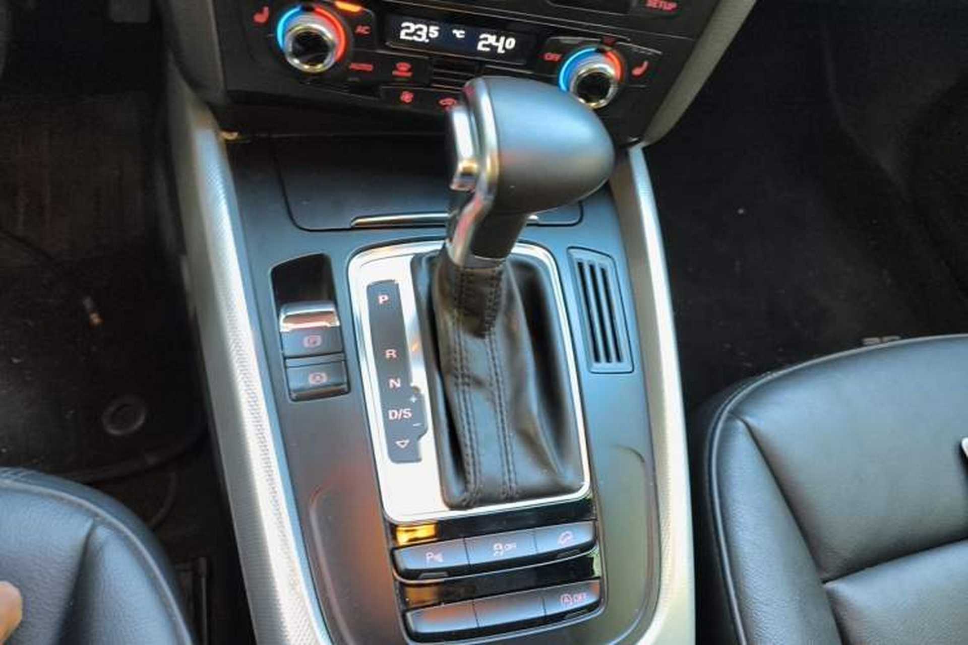 Used Audi Q5 2013 40 TFSI Technology Edition Gear Lever