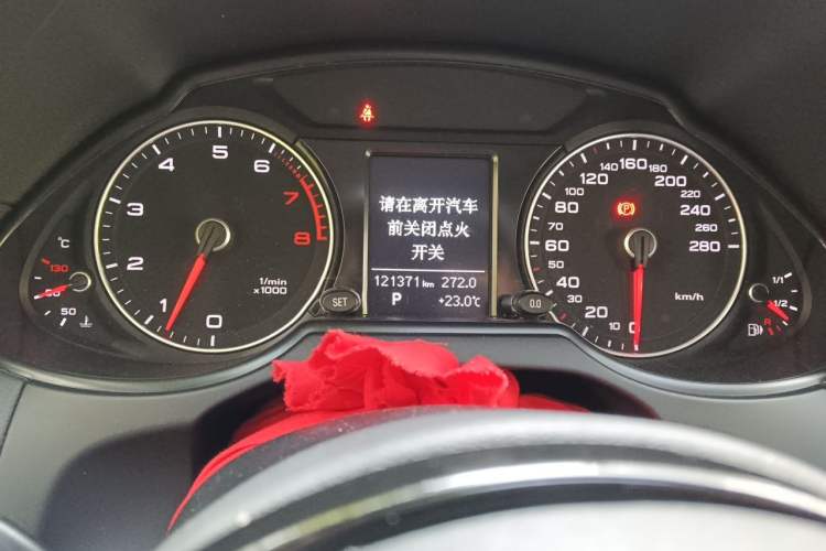 Used Audi Q5 2013 40 TFSI Technology Edition Instrument Cluster