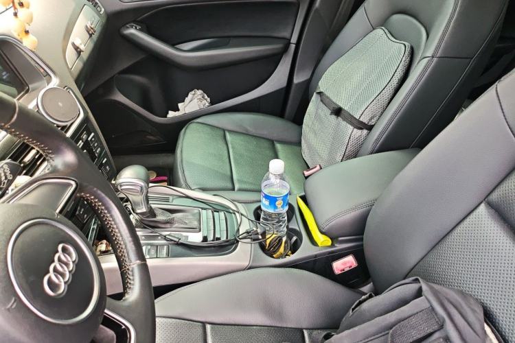 Used Audi Q5 2013 40 TFSI Ambition Left Front Seat