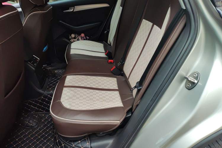 Used Audi Q5 2013 40 TFSI Technology Edition Left Rear Seat