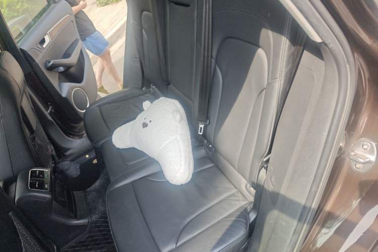 Used Audi Q5 2013 40 TFSI Comfort Edition Left Rear Seat