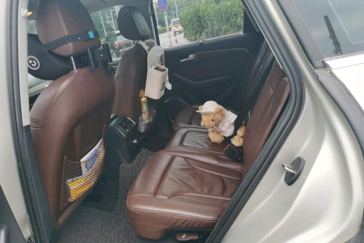 Used Audi Q5 2013 40 TFSI Comfort Edition Left Rear Seat