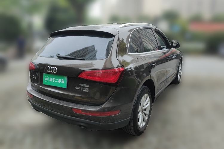 Used Audi Q5 2013 40 TFSI Technology Edition Rear Right 45 Deg
