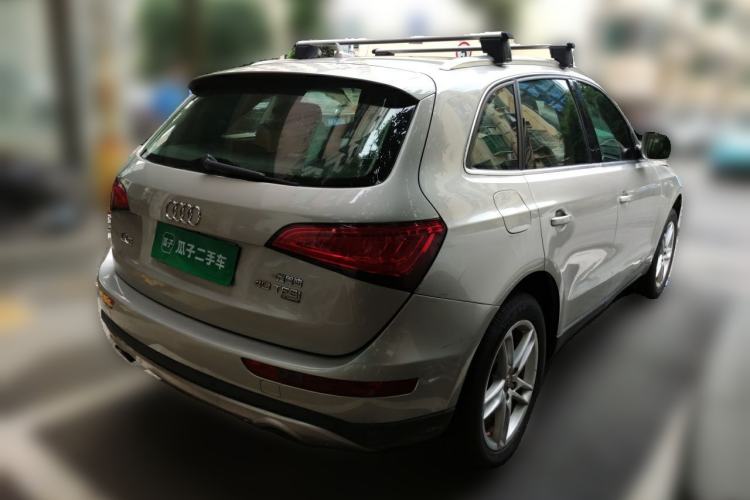 Used Audi Q5 2013 40 TFSI Luxury Model Rear Right 45 Deg