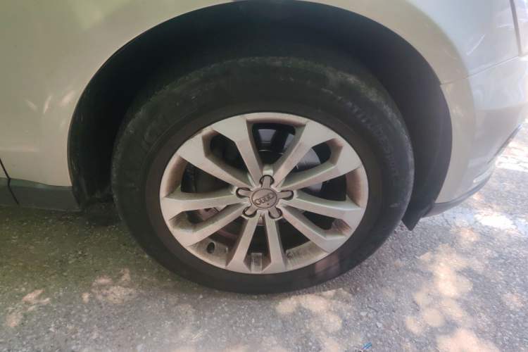 Used Audi Q5 2013 40 TFSI Technology Edition Right Front Wheel Hub