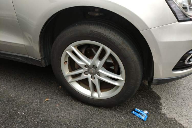 Used Audi Q5 2013 40 TFSI Luxury Model Right Front Wheel Hub