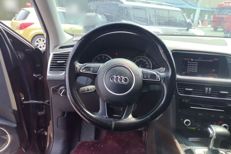 Used Audi Q5 2013 40 TFSI Comfort Edition Steering Wheel