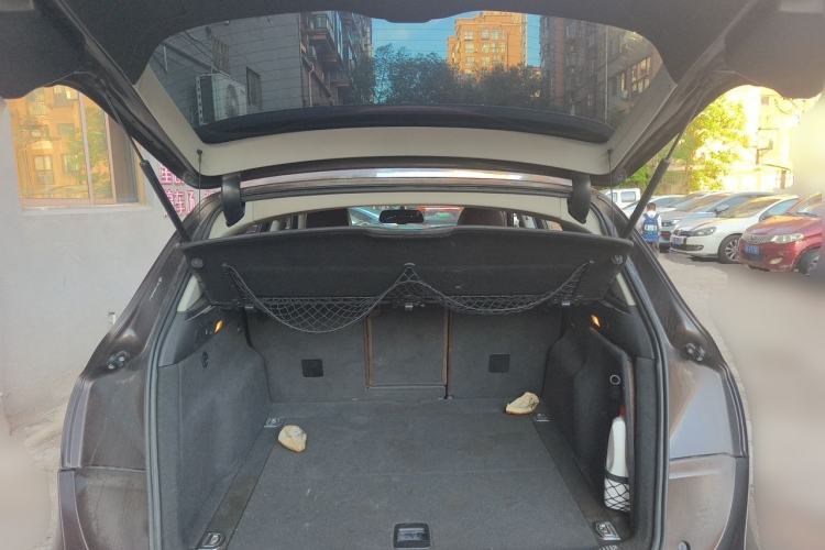 Used Audi Q5 2013 40 TFSI Technology Edition Trunk