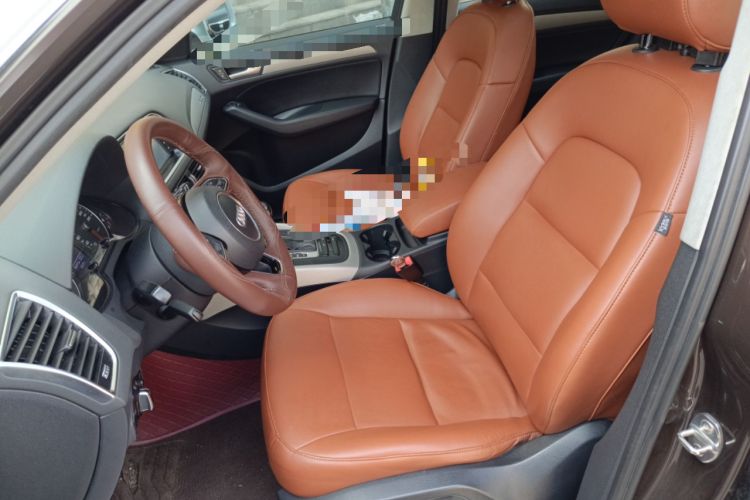 Used Audi Q5 2013 40 TFSI Ambition Left Front Seat