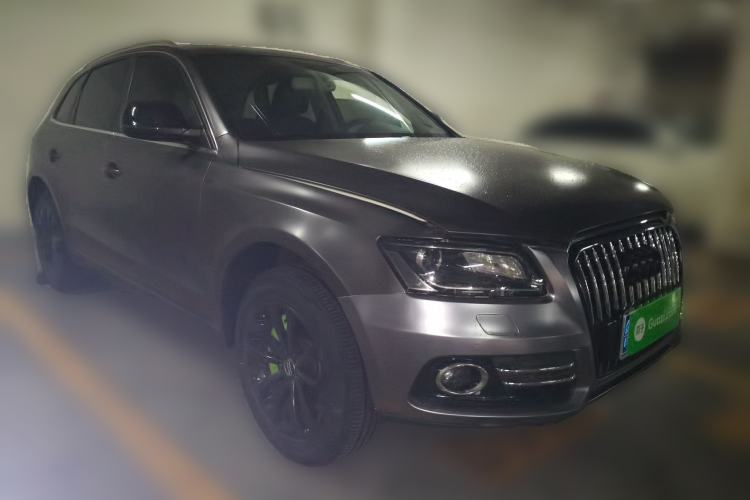 Used Audi Q5 2013 40 TFSI Technology Edition Front Right 45 Deg