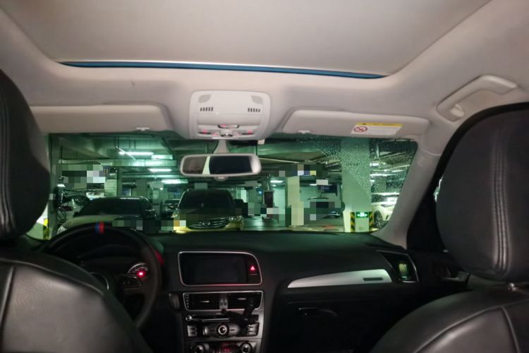 Used Audi Q5 2013 40 TFSI Technology Edition Headliner