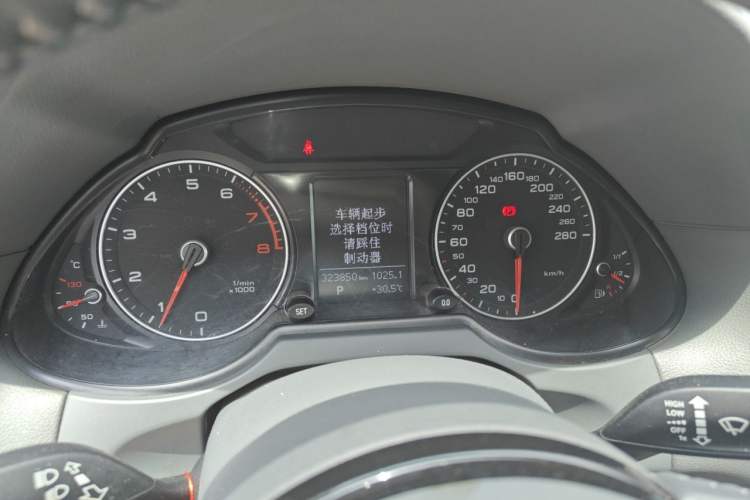 Used Audi Q5 2013 40 TFSI Technology Edition Instrument Cluster