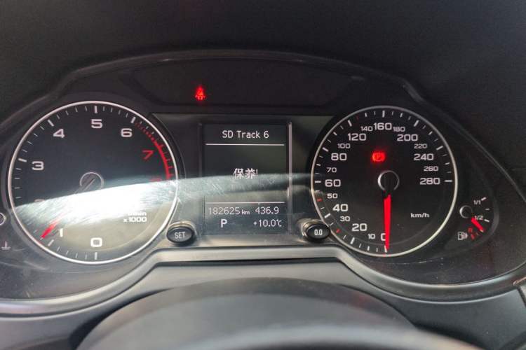 Used Audi Q5 2013 40 TFSI Ambition Instrument Cluster