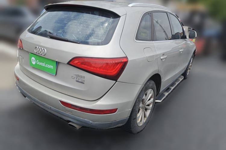Used Audi Q5 2013 40 TFSI Technology Edition Rear Right 45 Deg