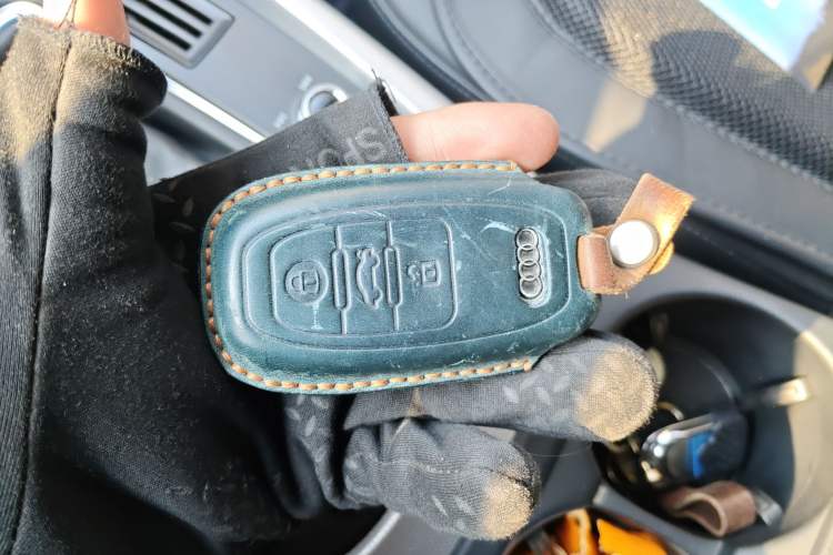 Used Audi Q5 2013 45 TFSI quattro Sport Edition Vehicle Key