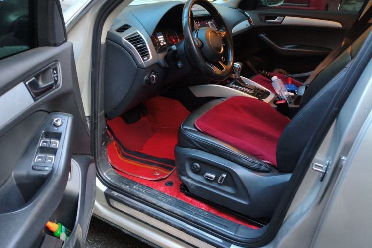Used Audi Q5 2013 40 TFSI Comfort Edition Driver Seat