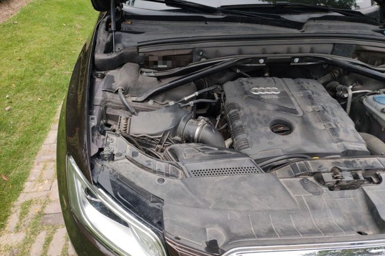 Used Audi Q5 2013 40 TFSI Comfort Edition Engine Bay Right